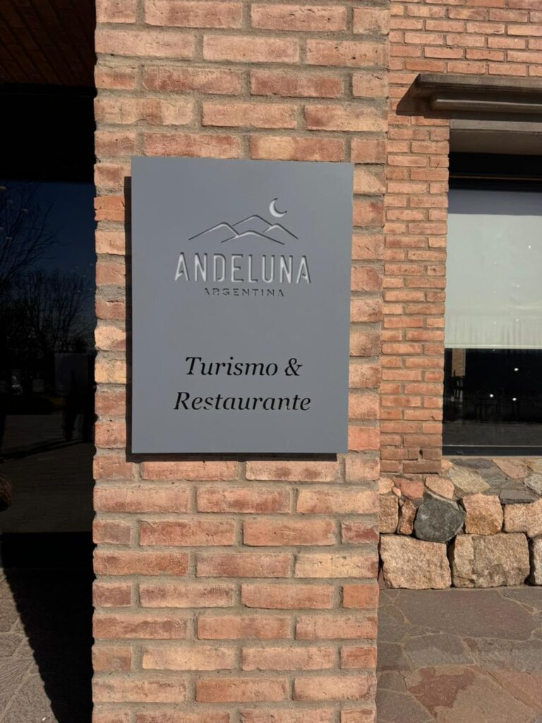 Andeluna
