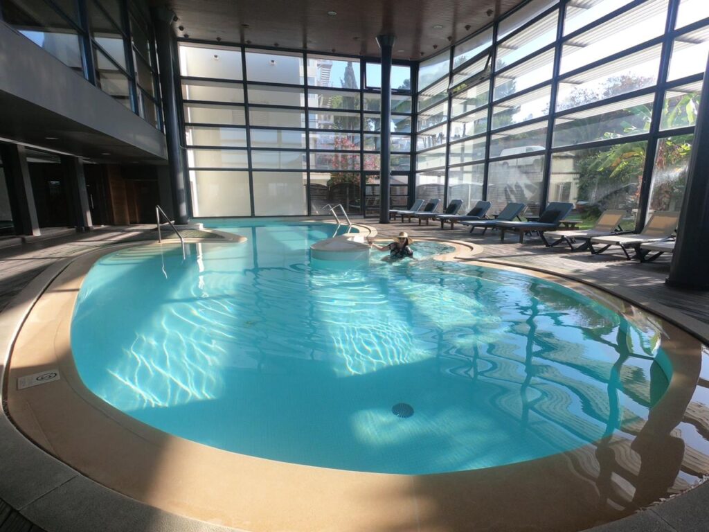 Piscina do hotel pestana no alvor